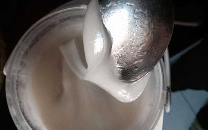 蜂蜜酸奶面膜怎么做?實(shí)際上很簡單,但用法不正確反而損害肌膚! 蜂蜜