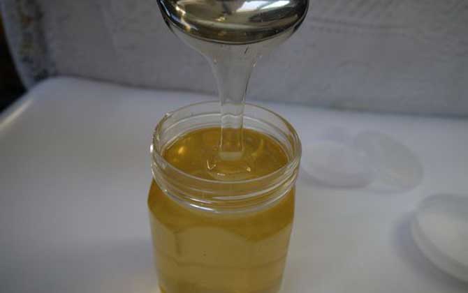 蜂蜜生姜水的禁忌有哪些?除了喝法正確之外,這幾種人最好少喝! 蜂蜜