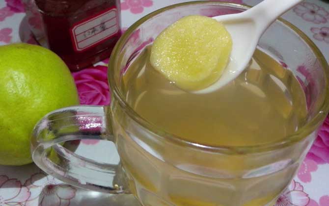 生姜蜂蜜水的功效與禁忌及做法 生姜蜂蜜水