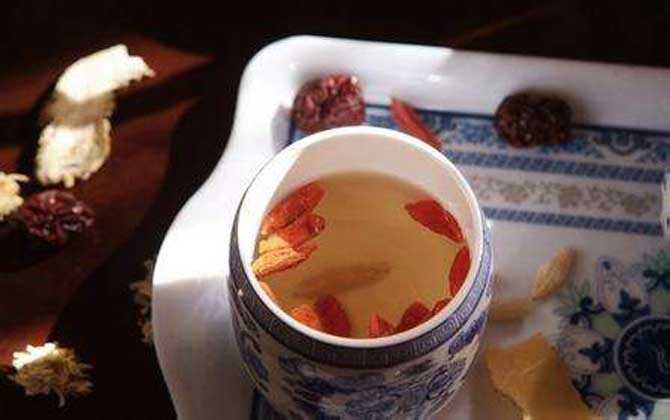 蜂蜜枸杞茶的功效及簡(jiǎn)單做法 蜂蜜枸杞茶
