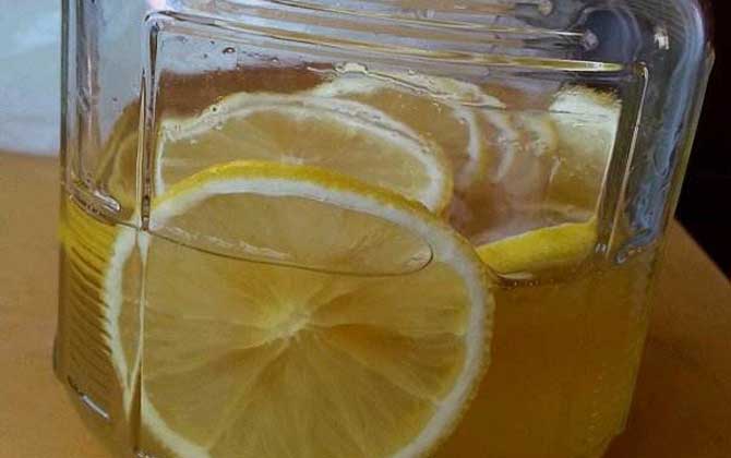 檸檬蜂蜜水的功效及正確喝法 檸檬蜂蜜水
