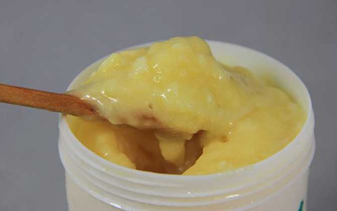 吃蜂王漿有什么好處和禁忌? 蜂王漿