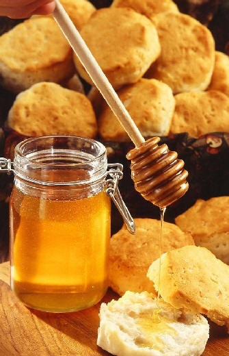 當(dāng)歸蜜的功效和作用(當(dāng)歸蜂蜜的功效與作用及食用方法) 當(dāng)歸蜜的功效和作用(當(dāng)歸蜂蜜的功效與作用及食用方法)