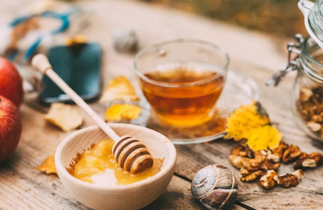 超市蜂蜜和蜂農的蜂蜜有什么區別(蜂蜜是買超市的好還是買養蜂人的好) 超市蜂蜜和蜂農的蜂蜜有什么區別(蜂蜜是買超市的好還是買養蜂人的好)