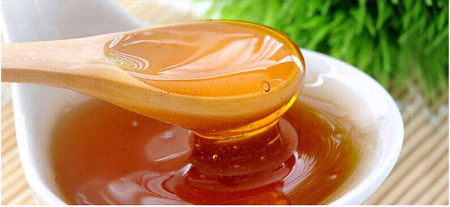 蜂蜜是熱性還是涼性(如何判斷蜂蜜的性狀) 蜂蜜是熱性還是涼性(如何判斷蜂蜜的性狀)