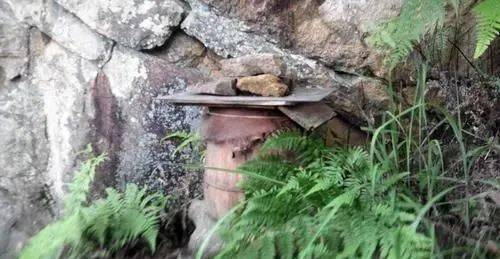 養(yǎng)蜂巢礎的制作方法（用水泥巢礎機制作巢礎的方法）