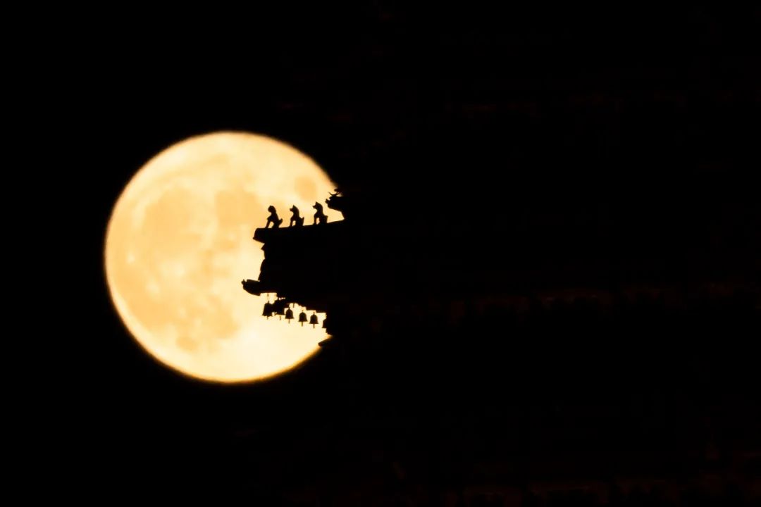 中秋的月亮沒看夠?高清美圖來了 沒看著中秋的月亮?高清美圖來了