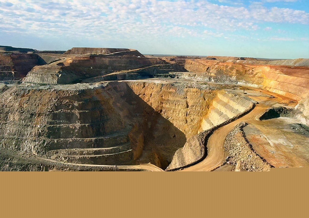 地球蘊(yùn)藏4億億噸黃金，人均超過(guò)500萬(wàn)噸，為什么挖金礦還那么難？