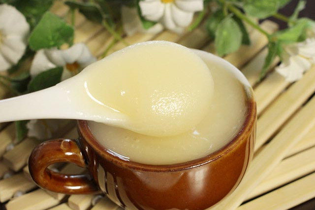 蜂蜜結晶了還能吃嗎(蜂蜜結晶的原因) 蜂蜜結晶了還能吃嗎(蜂蜜結晶的原因)