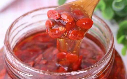 枸杞蜂蜜的作用與功效(枸杞蜂蜜對人身體的好處) 枸杞蜂蜜的作用與功效(枸杞蜂蜜對人身體的好處)