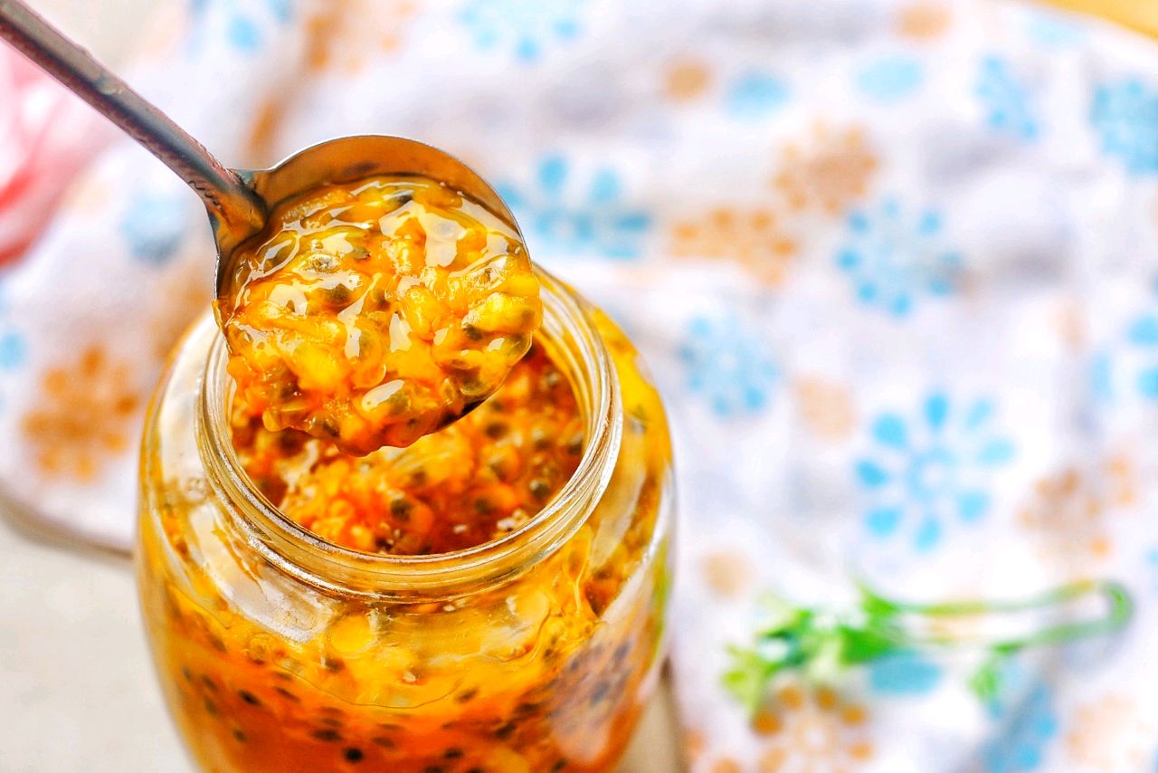 檸檬百香果蜂蜜怎么做（百香果檸檬蜂蜜制作方法竅門(mén)）