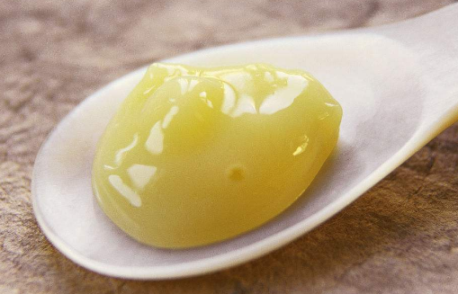 蜂王漿多少錢一斤(真蜂王漿的價(jià)格是多少) 蜂王漿多少錢一斤(真蜂王漿的價(jià)格是多少)