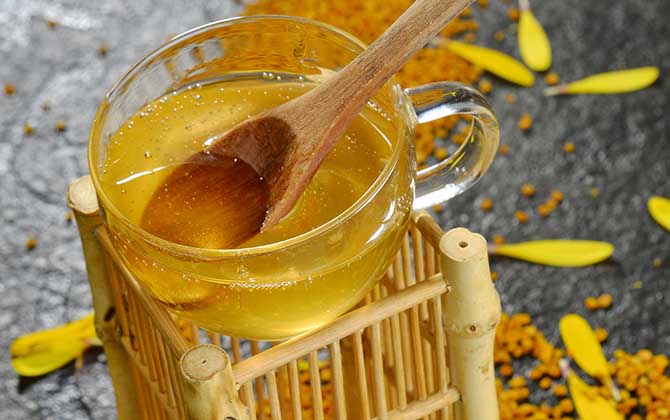 枇杷樹分泌蜜嗎(枇杷有蜜嗎) 枇杷樹分泌蜜嗎(枇杷有蜜嗎)