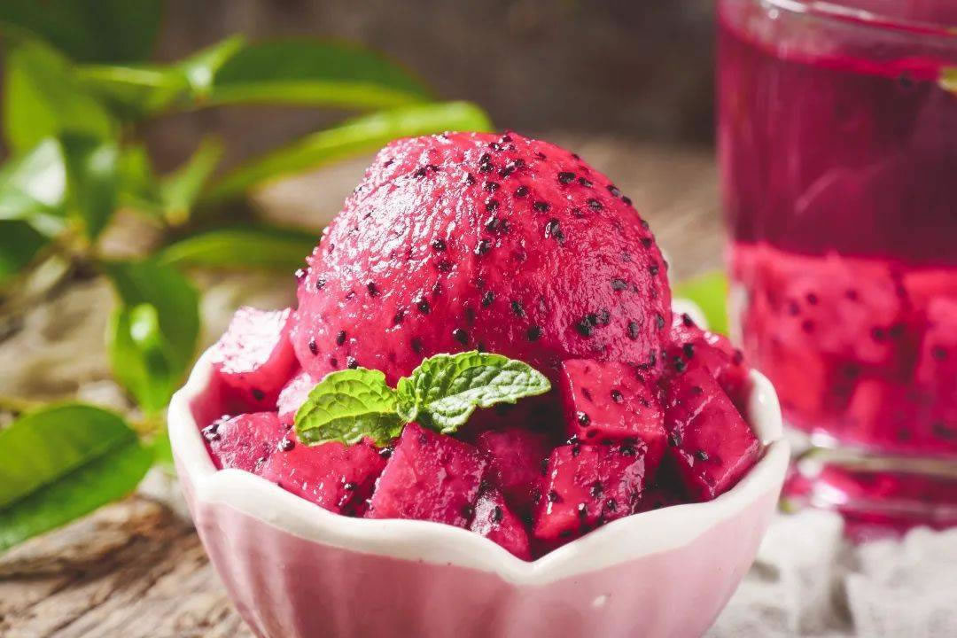 火龍果是仙人掌的果實嗎 火龍果是仙人掌的果實嗎