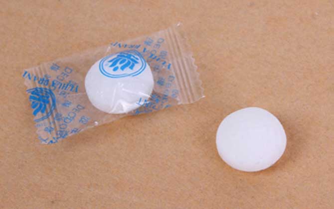 衛(wèi)生球怎樣治蜂螨最有效？