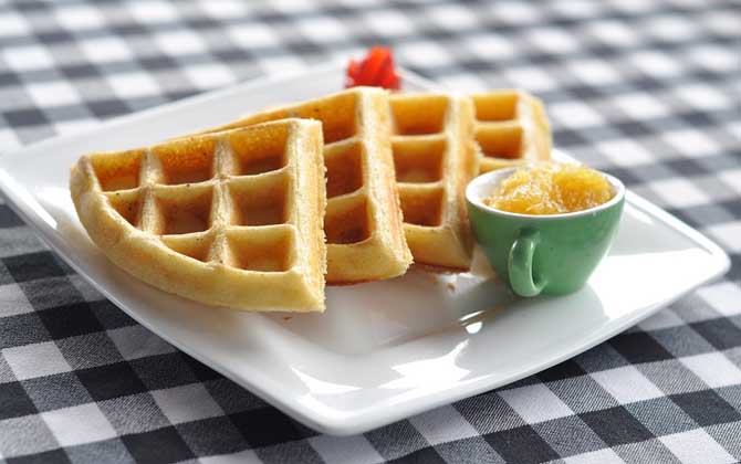 蜂蜜減肥法可靠嗎？正確食用能減肥，但長期過量食用則反而增肥！