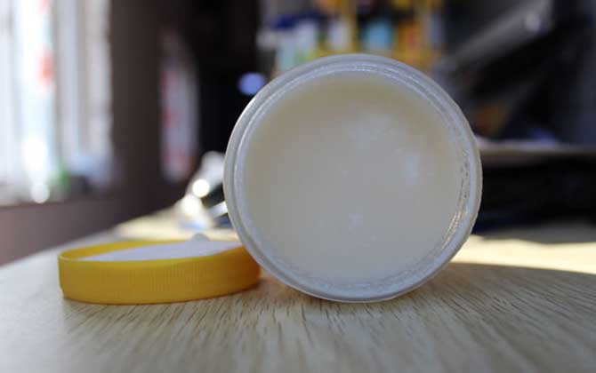 牛奶加蜂蜜喝死人是真的嗎？純粹是謠言，二者實(shí)際上是絕佳搭配！